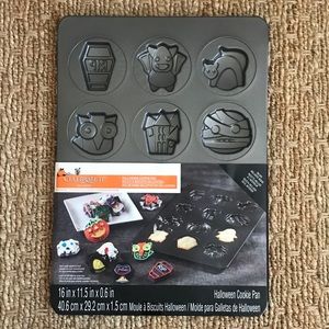 Celebrate It Halloween Cookie Pan NWT